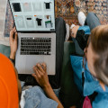 Jouw stijl universum? Moderne online modeplatforms ontdekken!